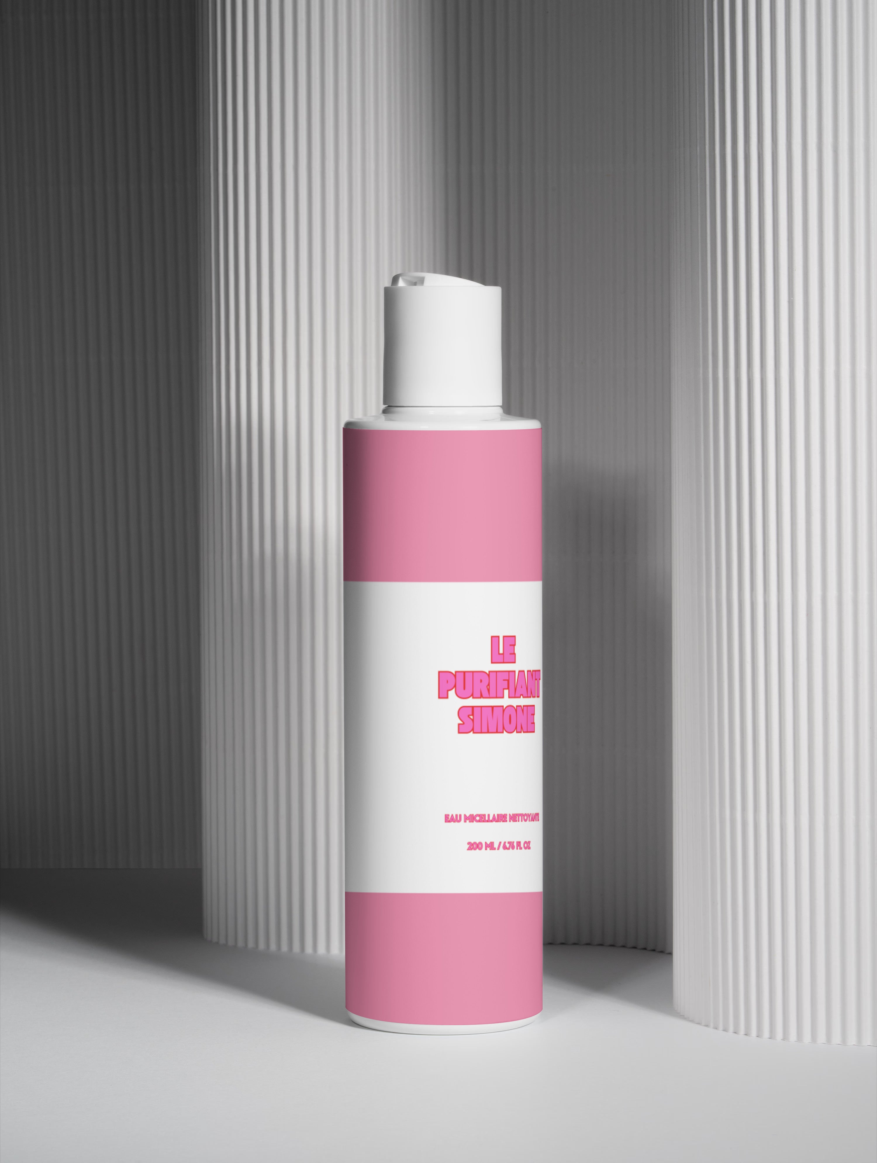 Eau micellaire nettoyante